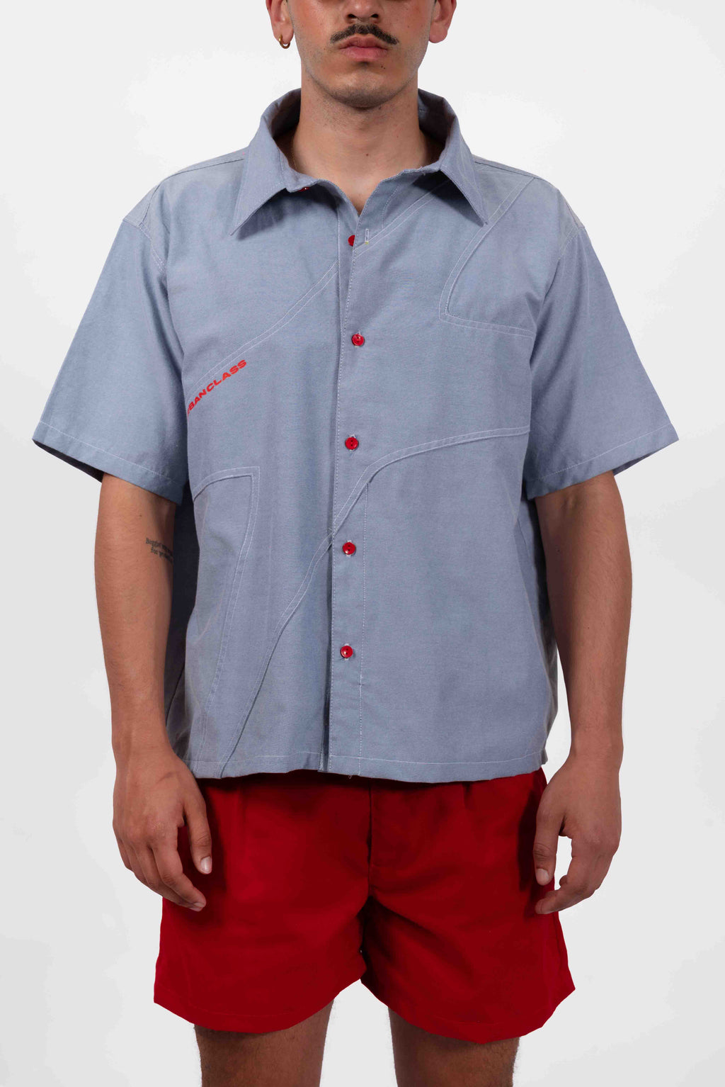 Camisa Está Temblando